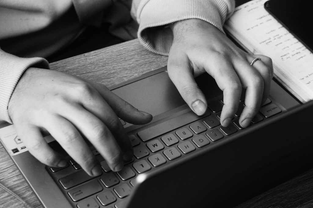 Hello World Featured Image